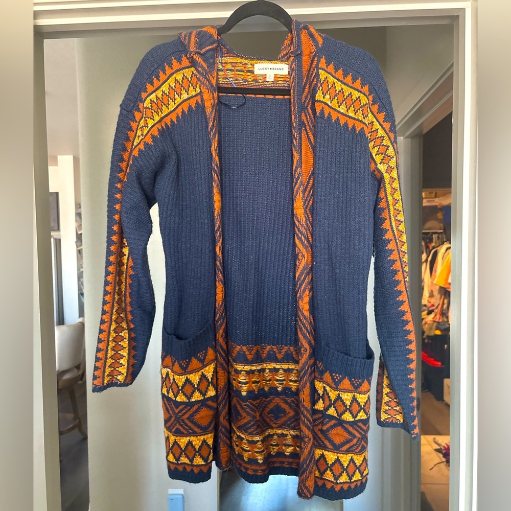 Lucky Brand Women's Navy and Orange Patterned Sweater